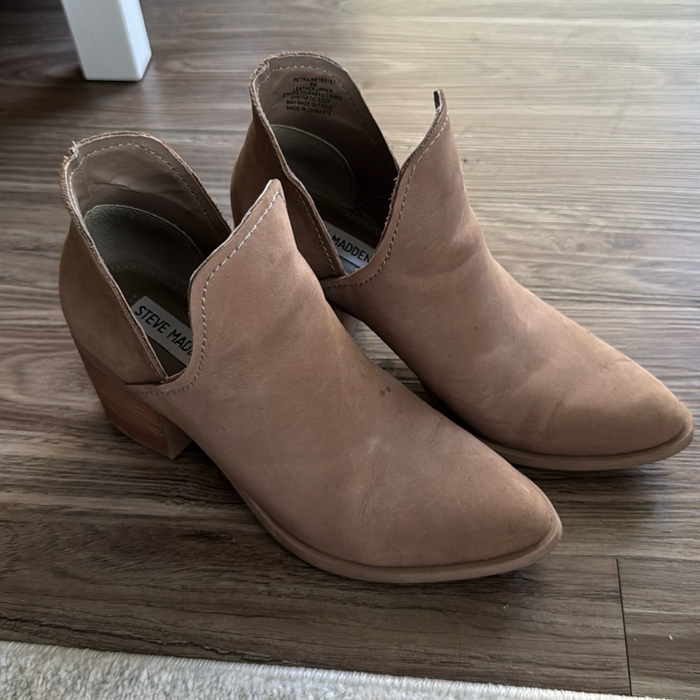 Ankle boots